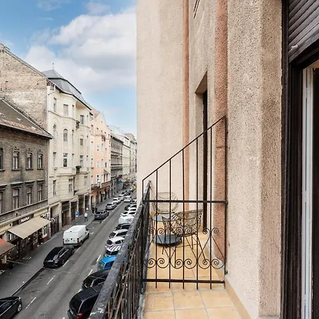 A13- Boutique Apartments, Location, By Bqa *