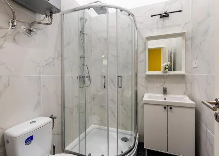 A13- Boutique Apartments, Location, By Bqa Appartement